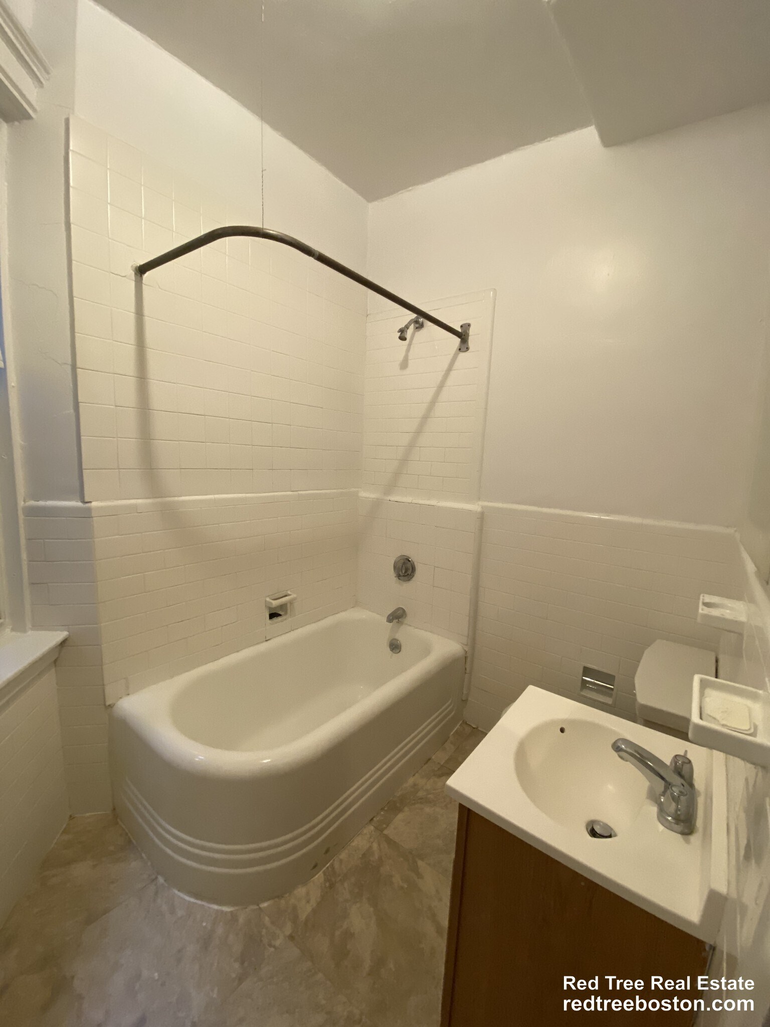 Building Photo - 1788 Beacon St