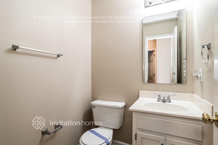 Building Photo - 7631 Turney Rd