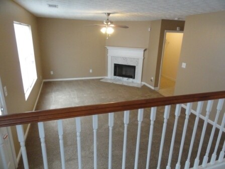 Building Photo - 3-bedroom, 2.5-bathroom Lithonia!