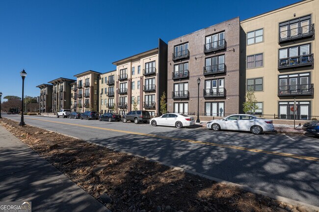 Building Photo - 5300 Peachtree Blvd