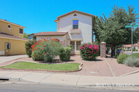 Building Photo - 1874 E Loma Vista St