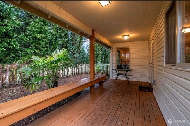 Back - 4100 Songbird Ln NW