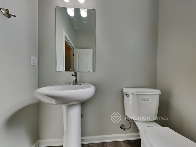 Building Photo - 1821 Cyrene Dr NW