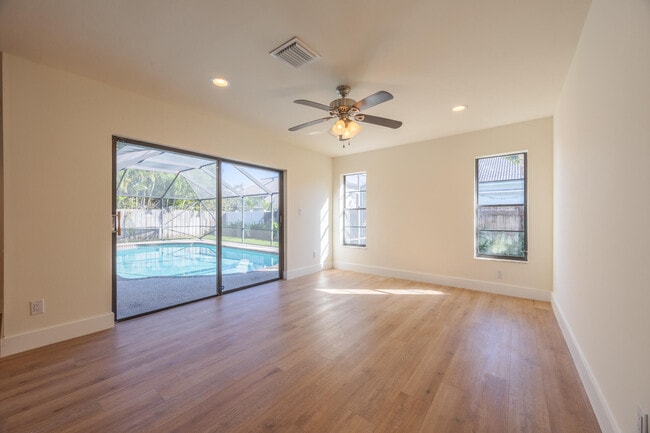 Building Photo - 22352 Martella Ave