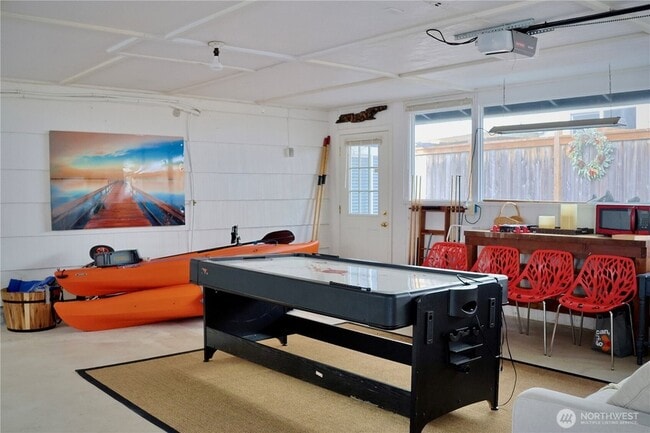 Building Photo - 14300 Frans Dr