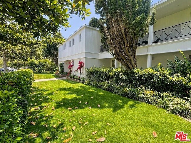 Building Photo - 1212 10th St