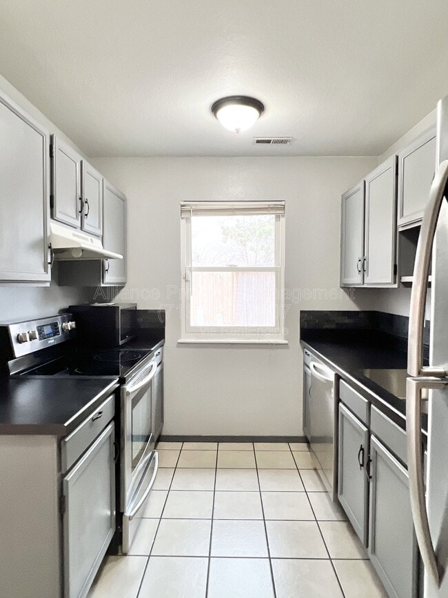 Building Photo - 4309 Neal Ct