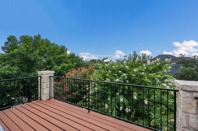 Building Photo - 9900 Tree Bend Cove
