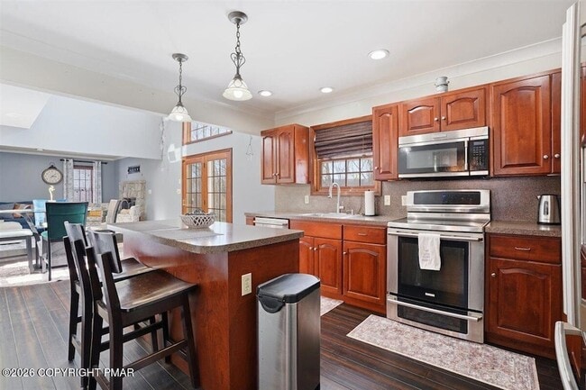 Building Photo - 5132 Pocono Park