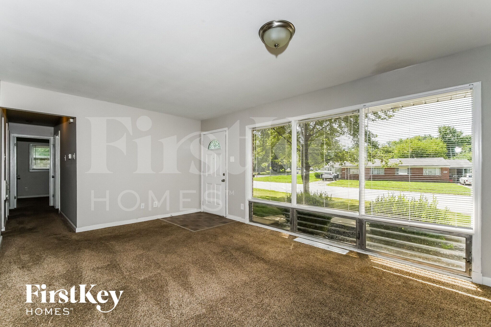 Building Photo - 535 St Anthony Ln