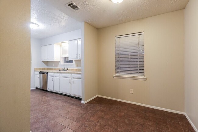 Building Photo - 4322 Enchantedgate Dr