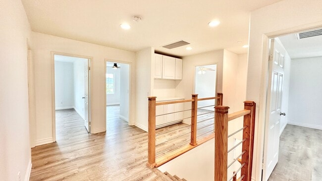 Building Photo - Beautiful Two-Story Home in the Newer Community of Horse Creek Ridge in Fallbrook!