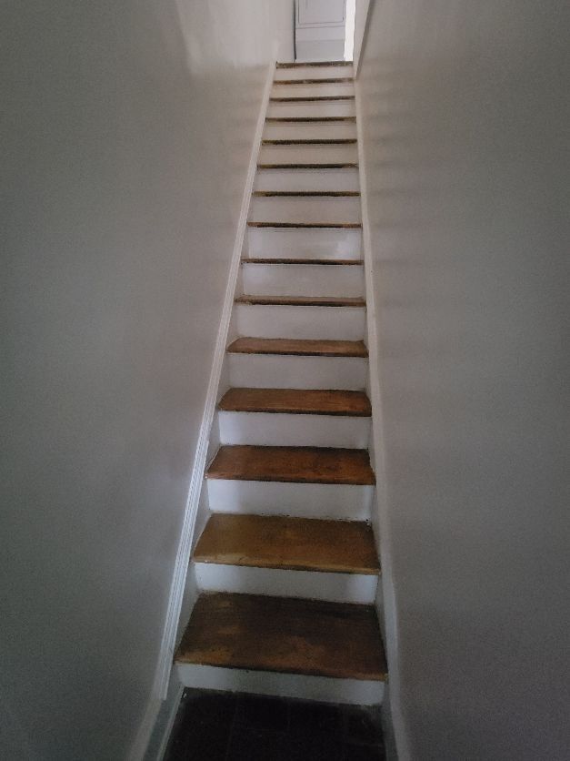 Building Photo - 1649 Dyre St