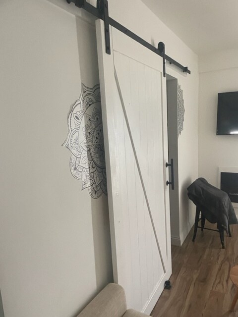 Building Photo - 1419 W 58th Plz