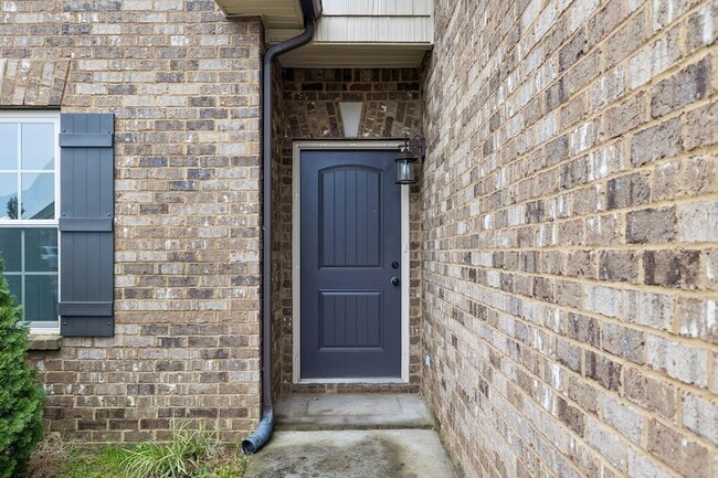 Building Photo - 2912 Butterfly Bend