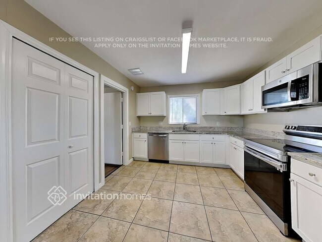 Building Photo - 503 Evergreen Ave