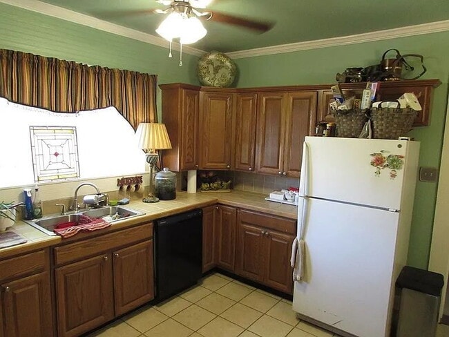 Building Photo - Now Available in Arlington, GA – Spacious ...