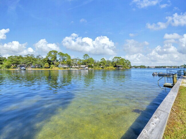 Building Photo - 258 Kidd St