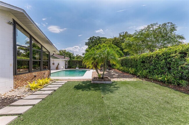 Building Photo - 5128 Lido St