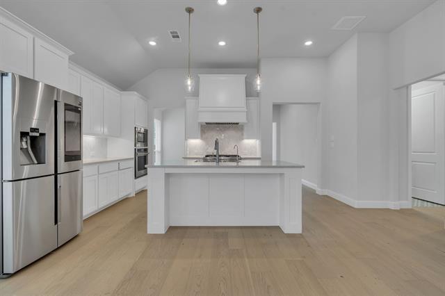 Building Photo - 16128 Harris Hawk St