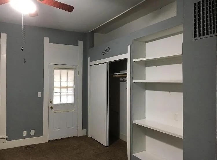 Building Photo - 294 W Clinton St