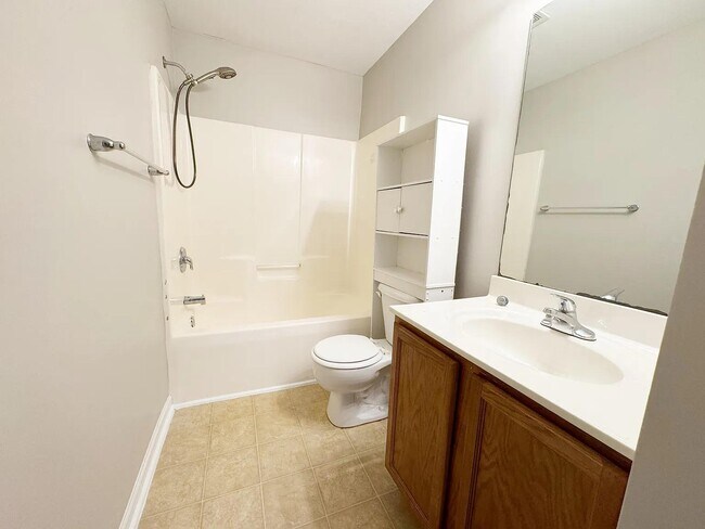 Building Photo - 606 Fountain Brook Ln