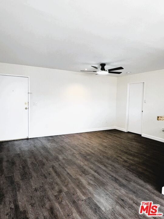 Building Photo - 18530 Hatteras St