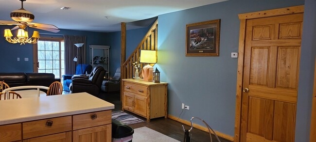 Building Photo - 2643 IL-178