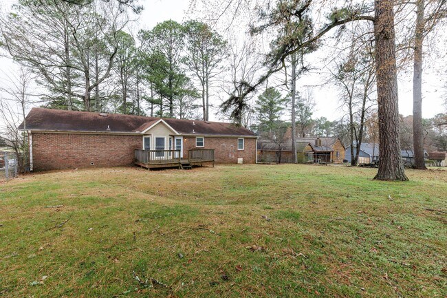 Building Photo - 123 Timberland Trce