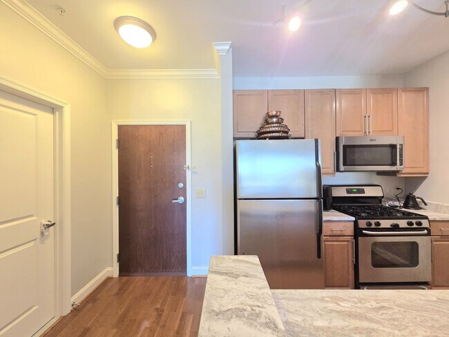 Building Photo - 11770 Sunrise Valley Dr