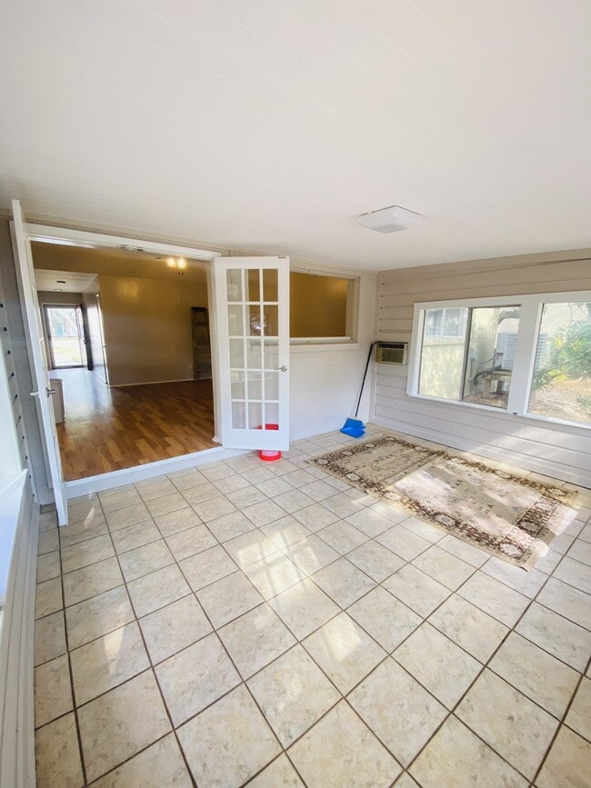 Building Photo - 106 Timber Ln Loop