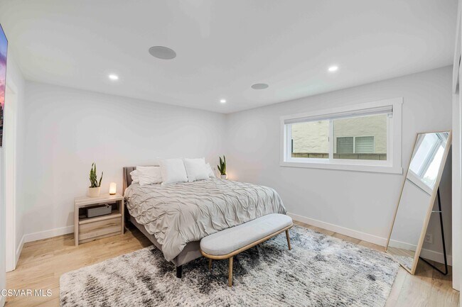 Building Photo - 5113 Whitecap St