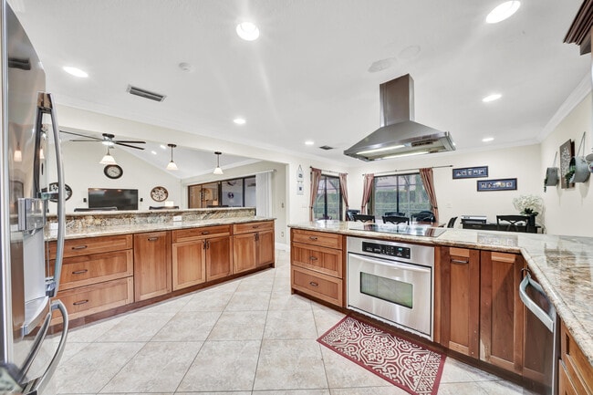 Building Photo - 8633 Vista Del Boca Dr