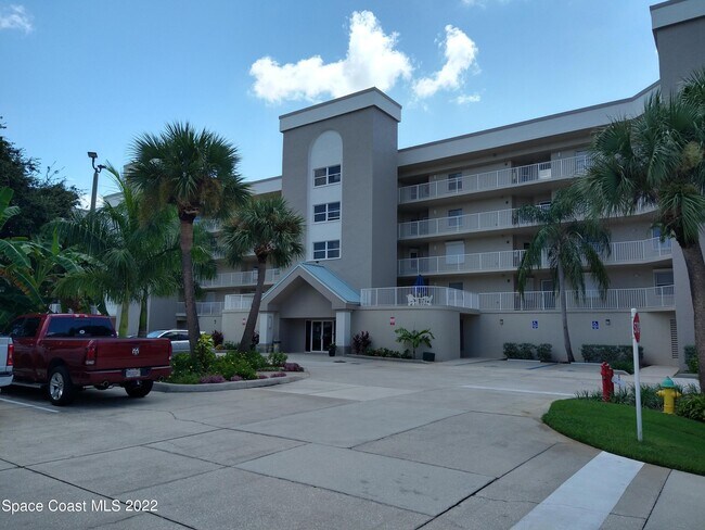 Primary Photo - 603 Shorewood Dr