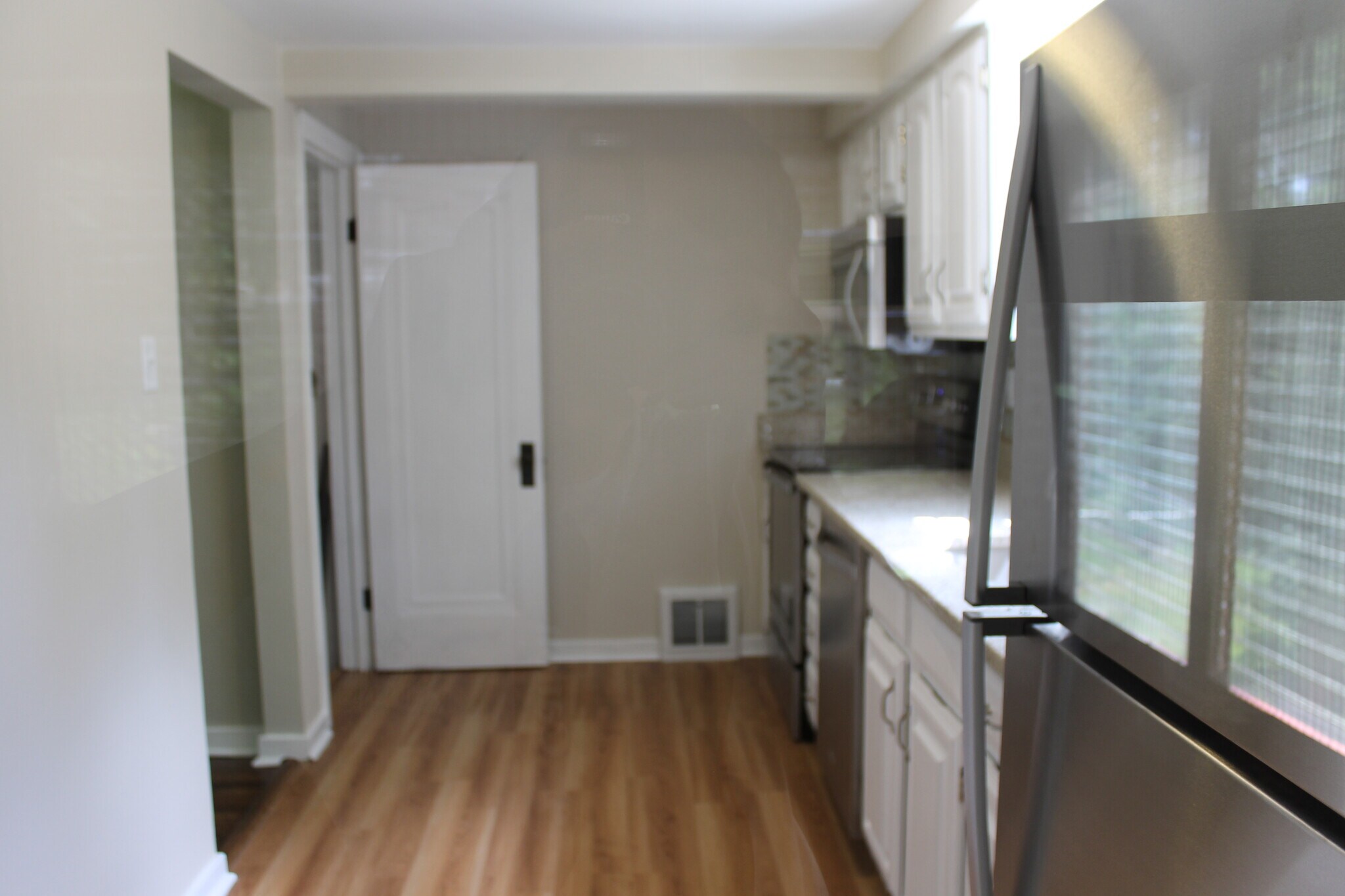 Building Photo - 300 Barclay Avenue