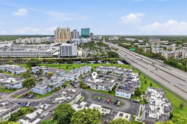 Building Photo - 7680 SW 82nd St