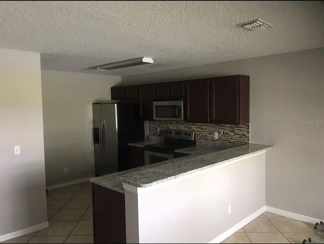 Building Photo - 308 Artisan St