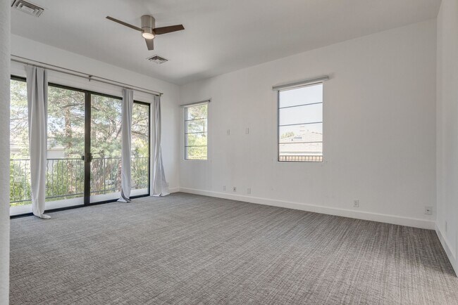 Building Photo - Luxury Summerlin Living in Gated Canyon Crest Community