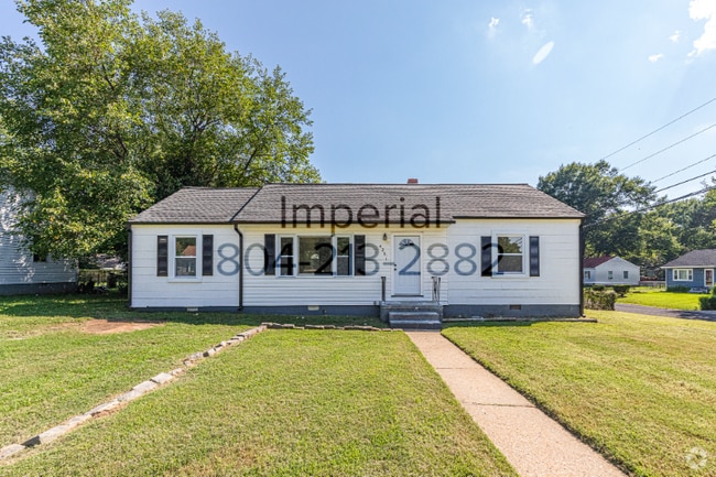 Building Photo - 4261 Sheffield Rd