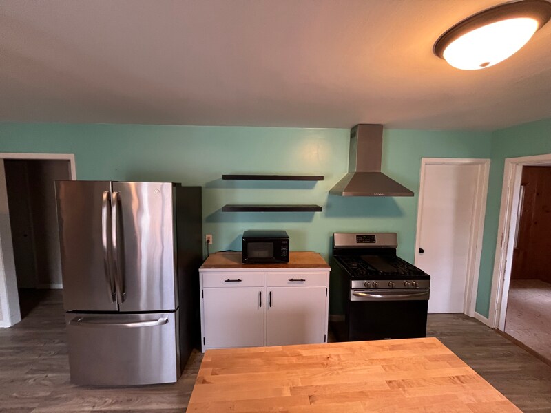 Building Photo - 601 Levee Blvd