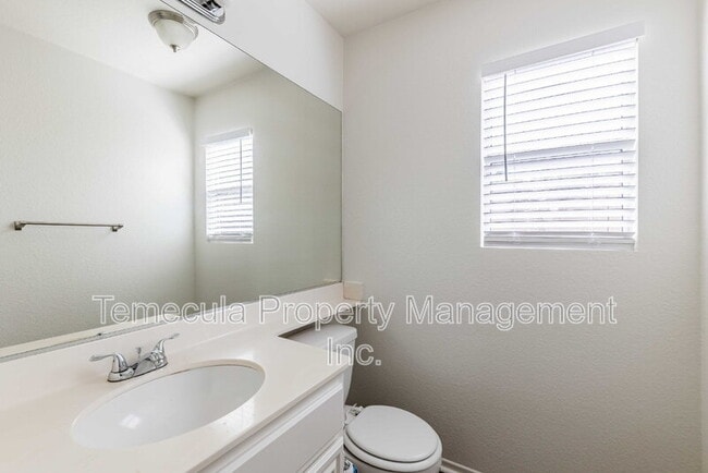 Building Photo - 31686 Corte Avalos