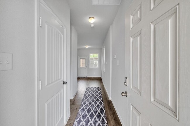 Building Photo - 24902 Landolfi Dr