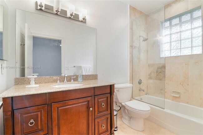 Building Photo - 3041 Birkdale Dr