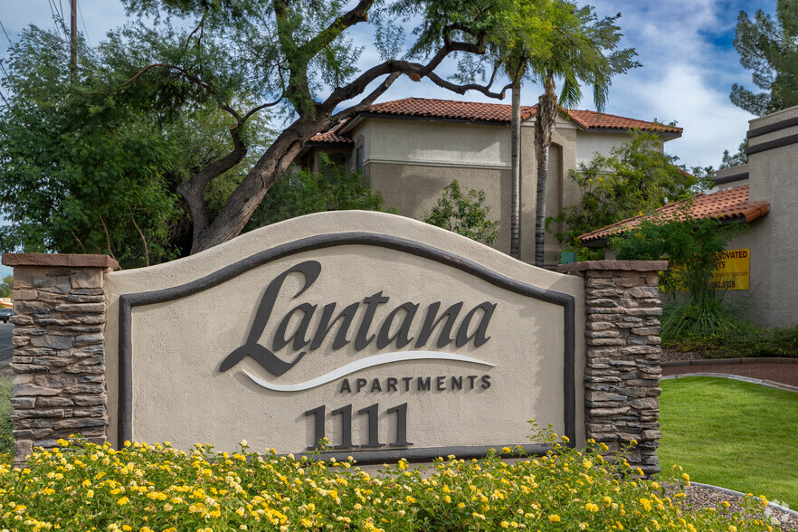 Primary Photo - Lantana Apartments