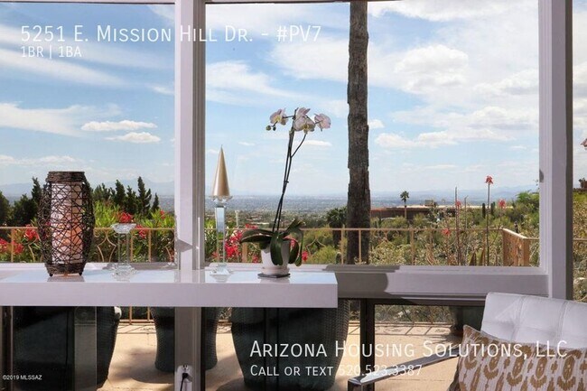 Building Photo - Palo Verde 7