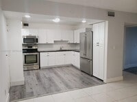 Building Photo - 6861 SW 147th Ave