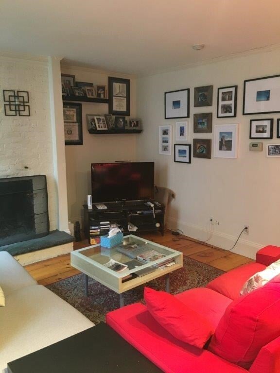 Building Photo - 109 Warren Ave