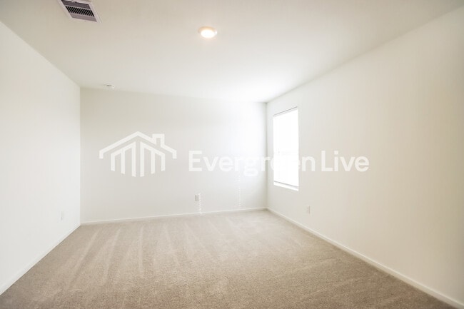 Building Photo - 19747 US-59