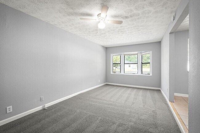 Building Photo - Timuquana 3BR/2BA Solid Brick Home w/ Flex Space & Private Yard