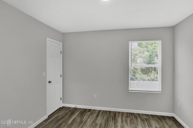 Building Photo - 1041 Oakley St